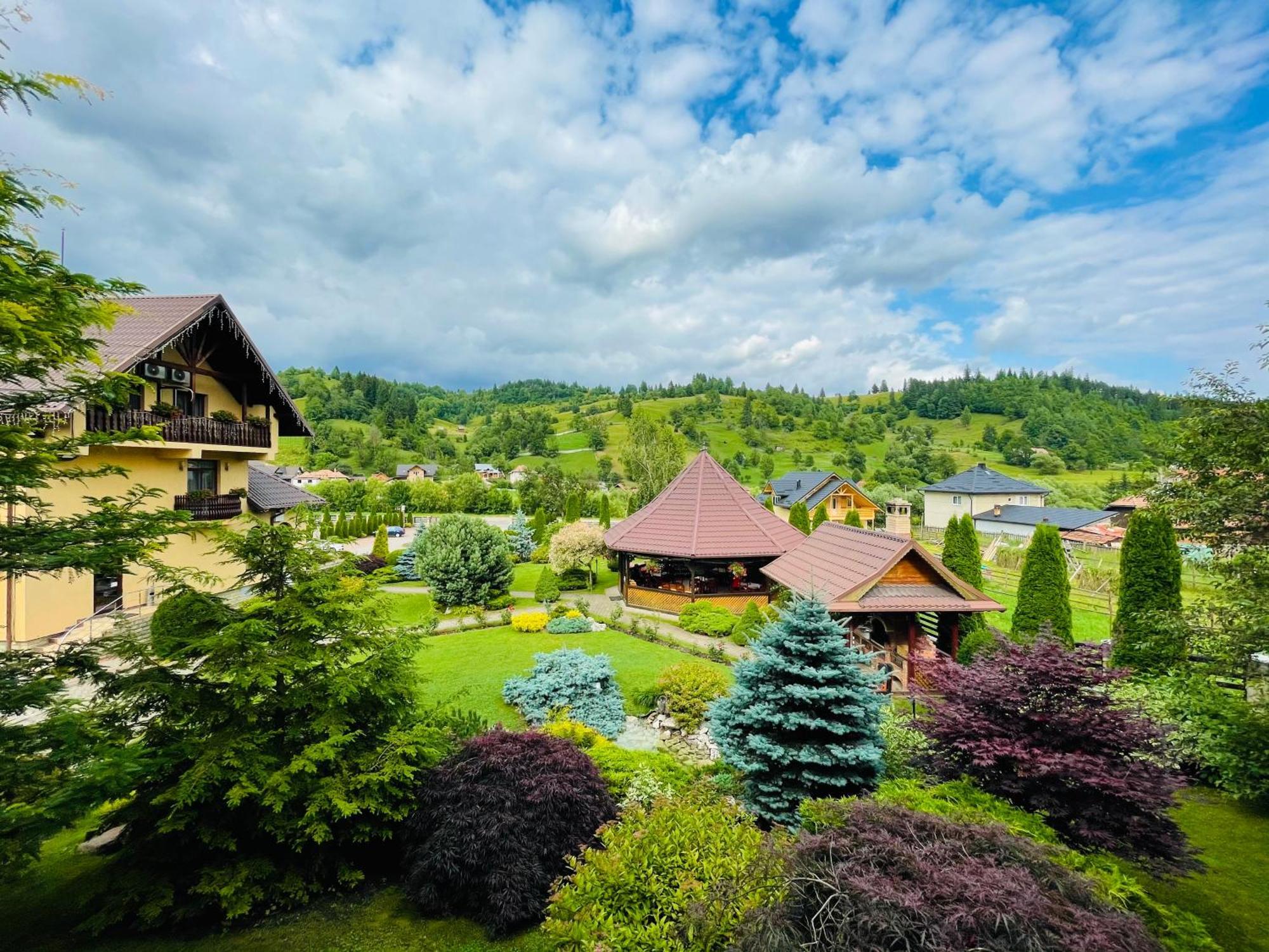 Hotel Dor De Munte Sadova  Zewnętrze zdjęcie