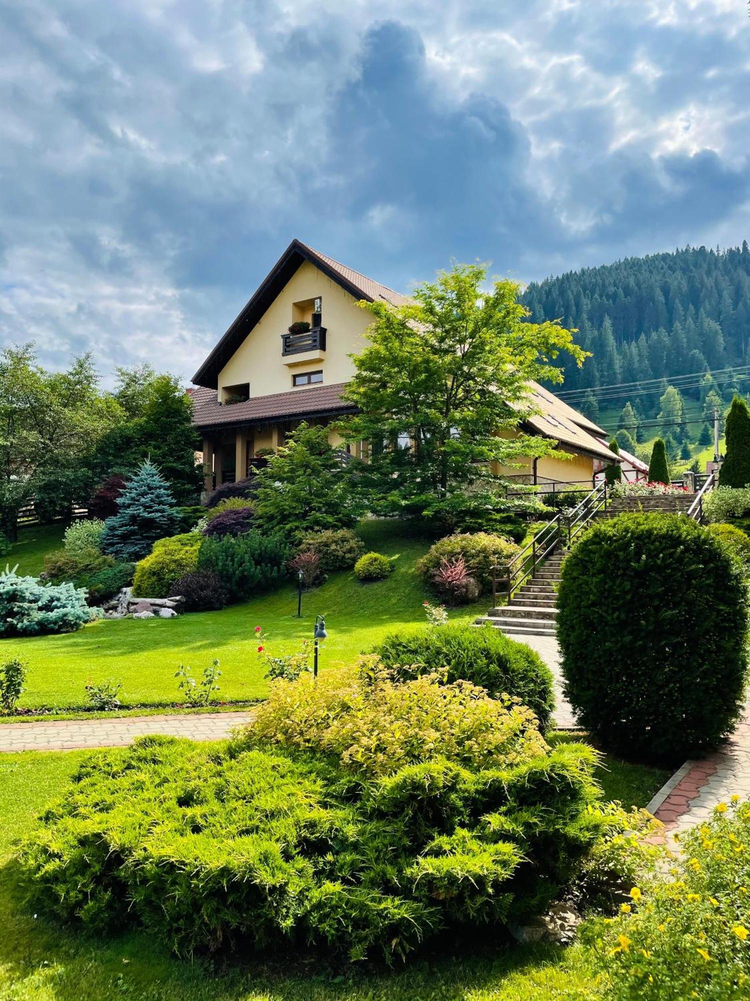 Hotel Dor De Munte Sadova  Zewnętrze zdjęcie