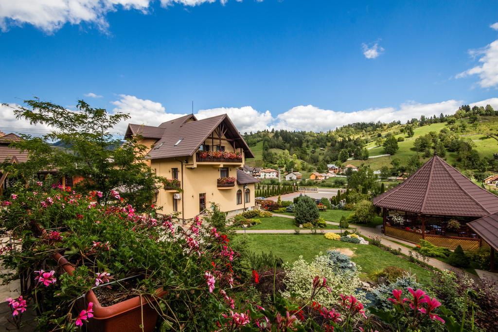 Hotel Dor De Munte Sadova  Zewnętrze zdjęcie