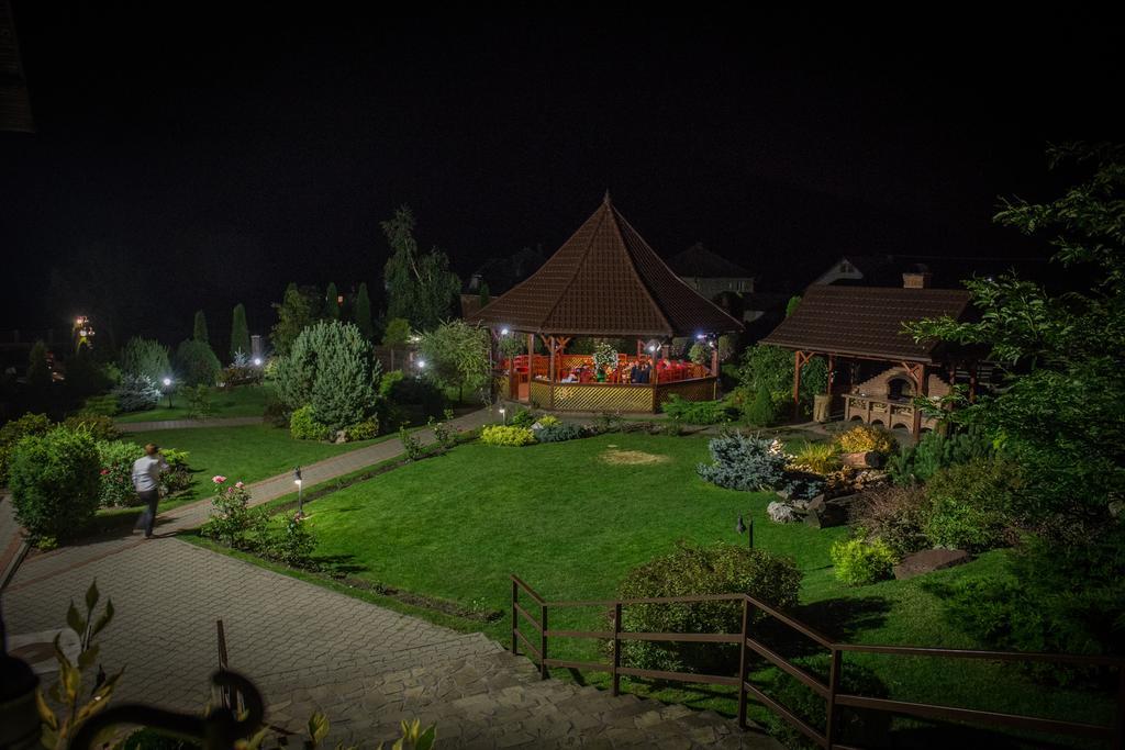 Hotel Dor De Munte Sadova  Zewnętrze zdjęcie